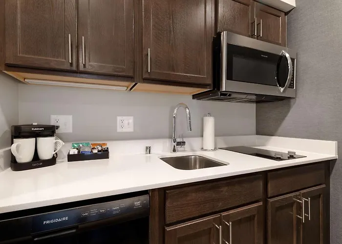 Homewood Suites By Hilton Oak Creek Milwaukee